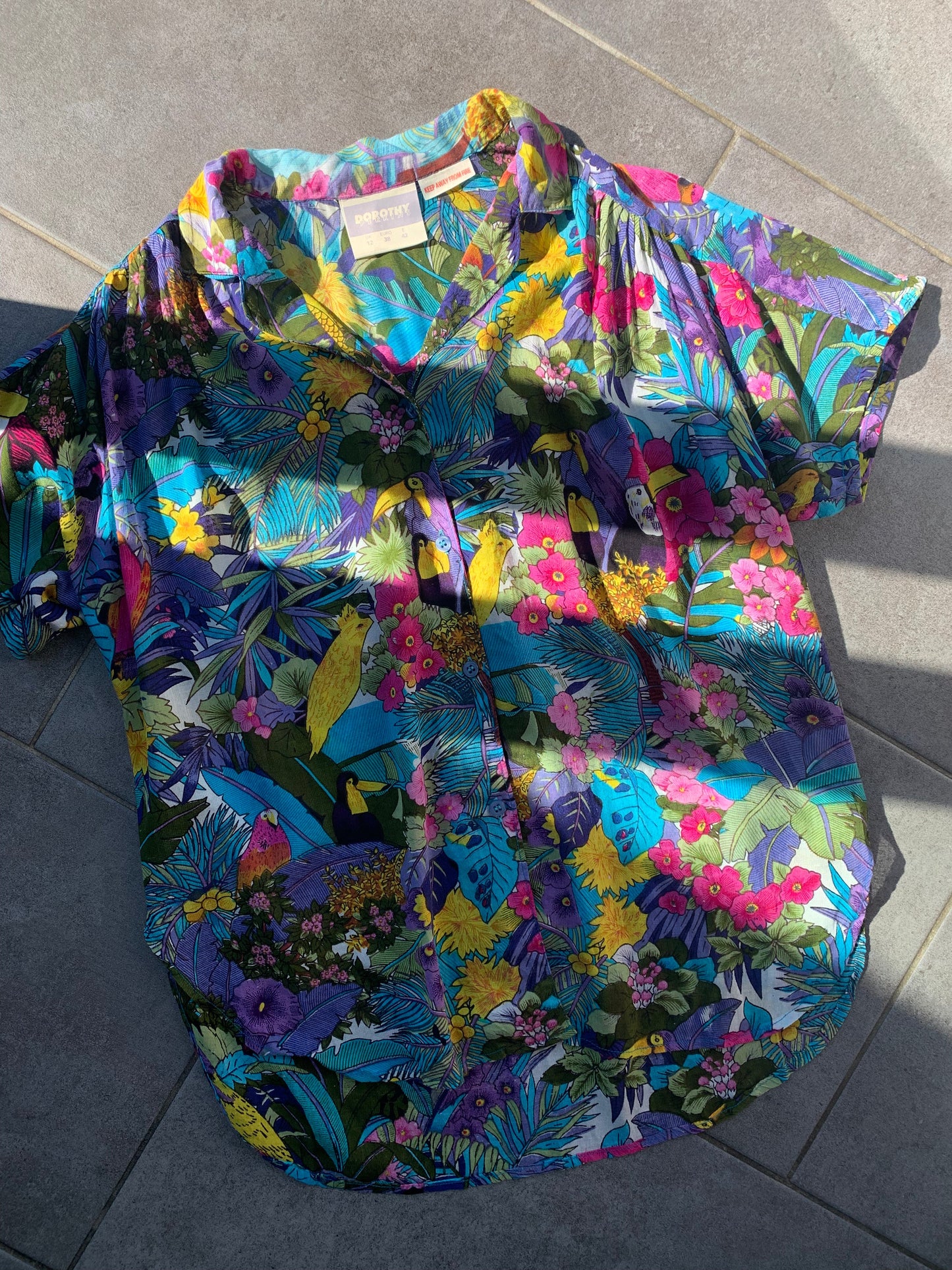 80s Vintage Dorothy Perkins Tropical Print Short Sleeve Blouse