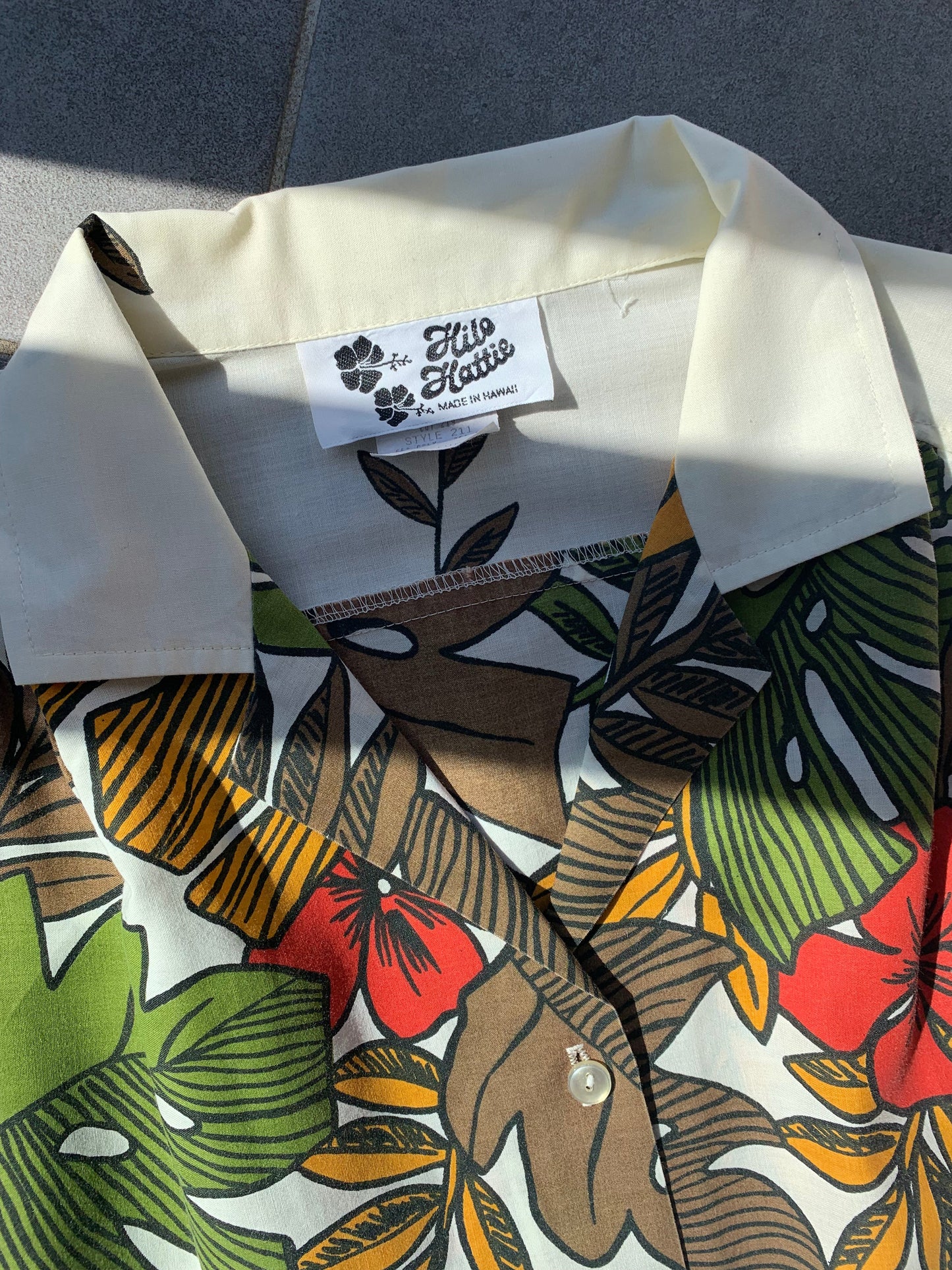 70s Vintage Hilo Hattie Tropical Blouse