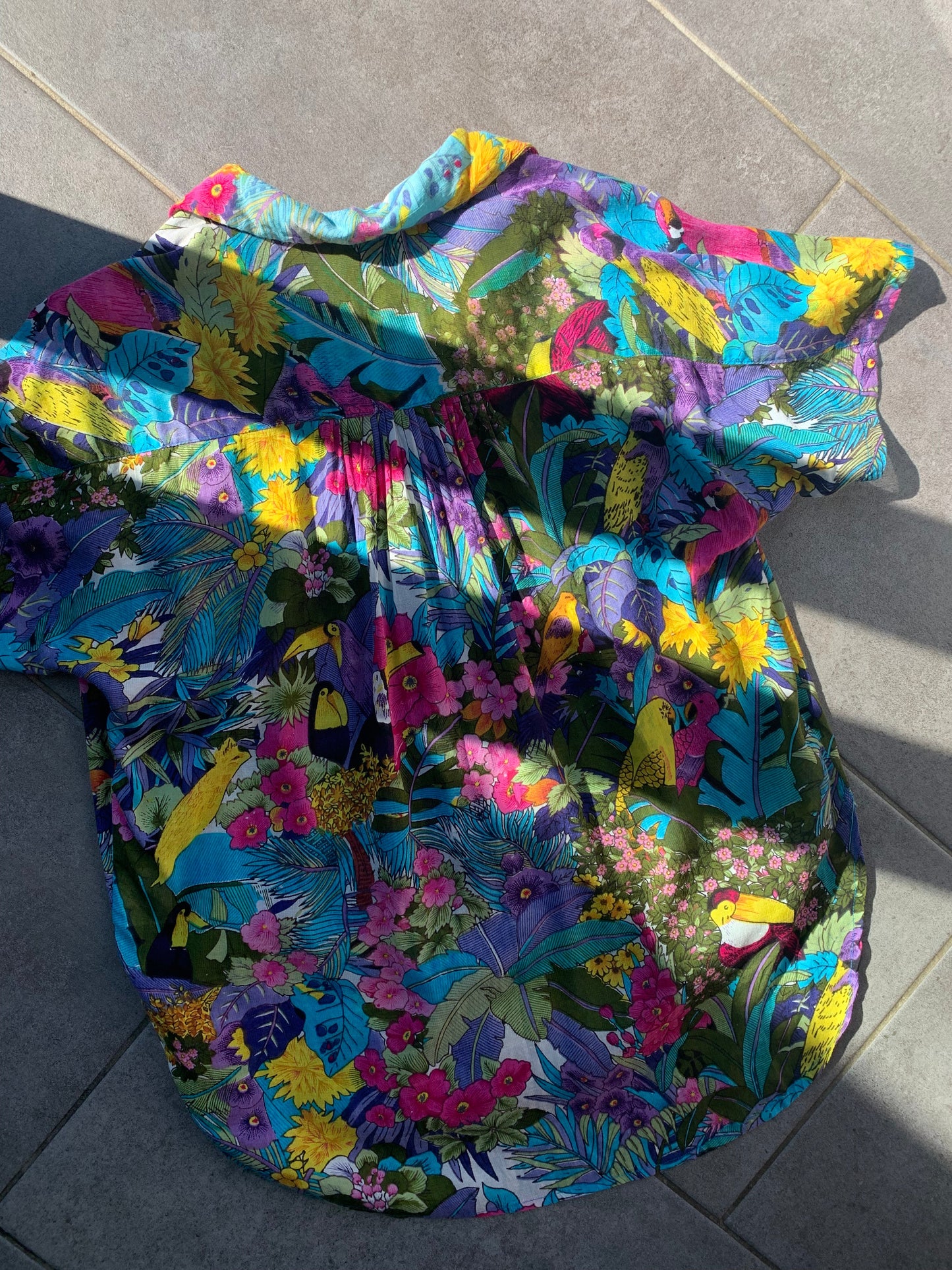 80s Vintage Dorothy Perkins Tropical Print Short Sleeve Blouse