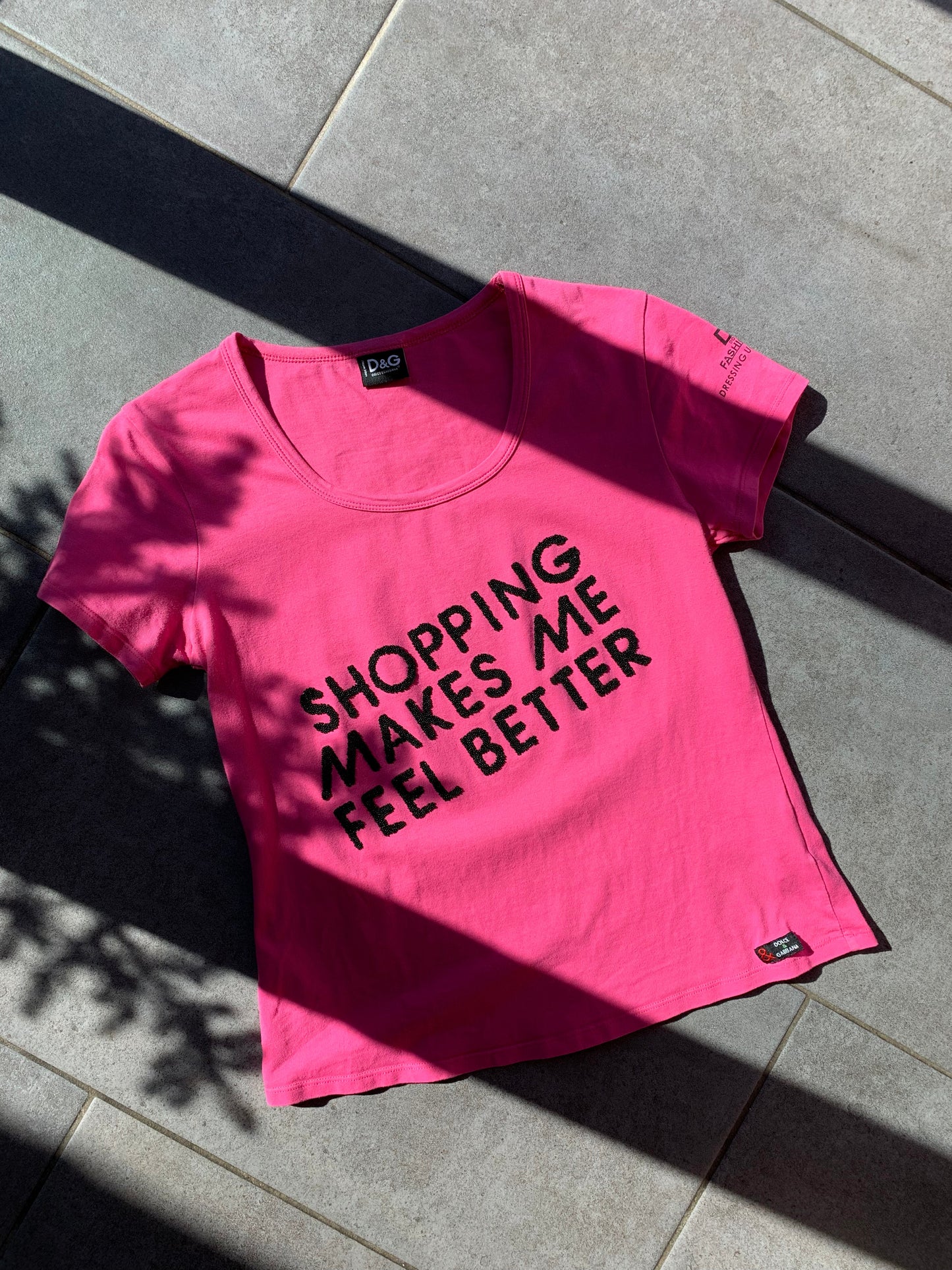 D&G Dolce&Gabbana 'Shopping Makes Me Feel Better' Pink Tee